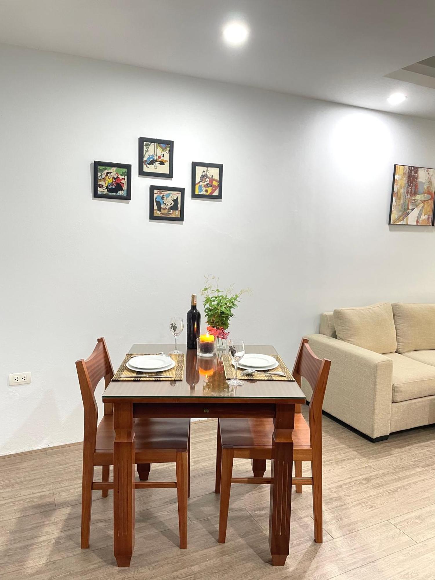 May Residence-800M From Opera House Hanoi Esterno foto